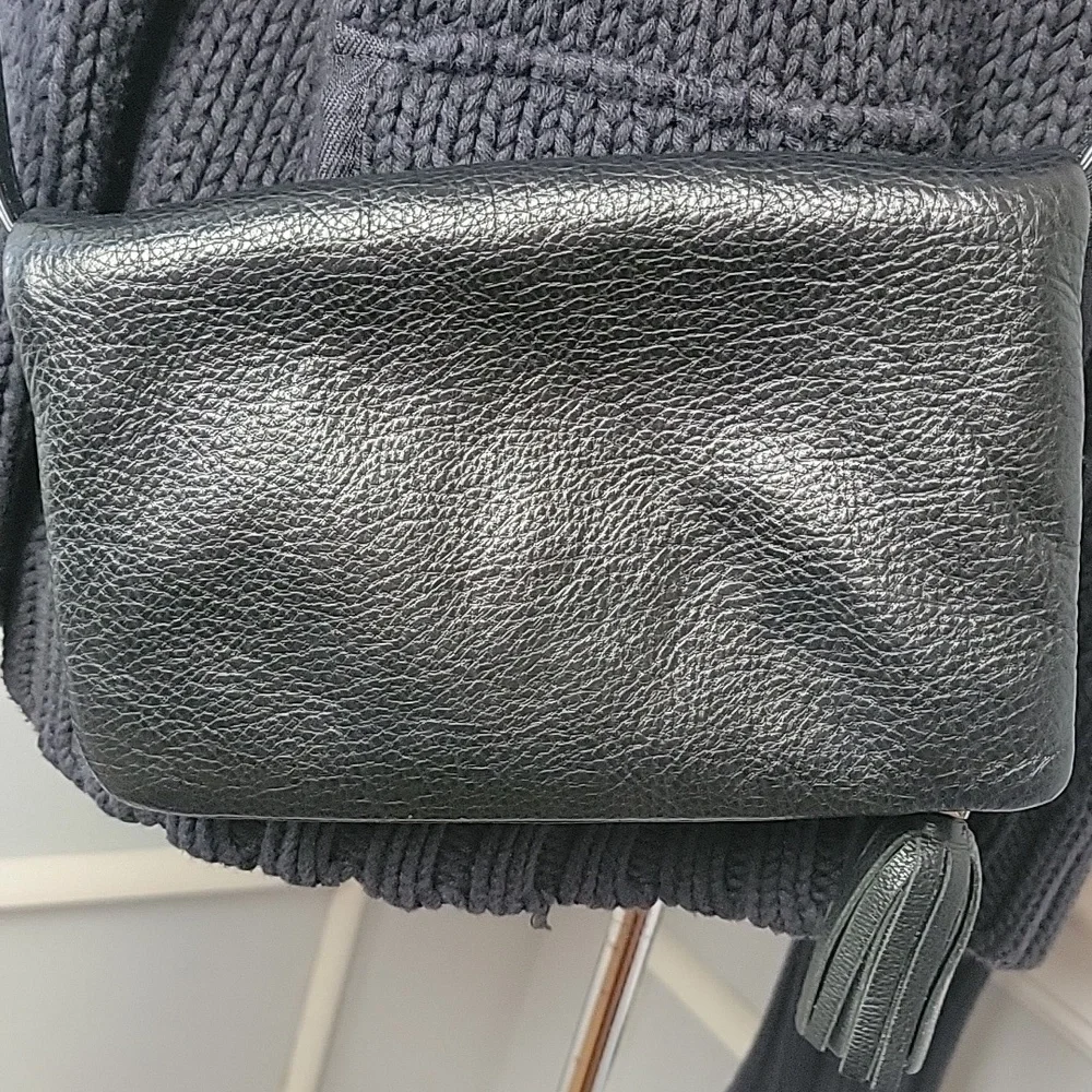 TORY BURCH‎ Thea Black Pebble Grain Fold Over Mini Date Designer Crossbody Bag
